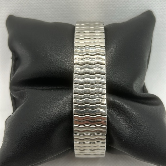 Mens Cardinal Quartz Watch - Picture 5 of 12